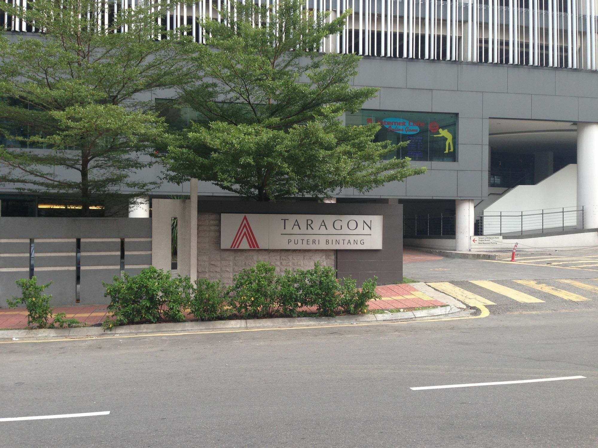 Kl Service Suite At Taragon Kuala Lumpur Exterior foto